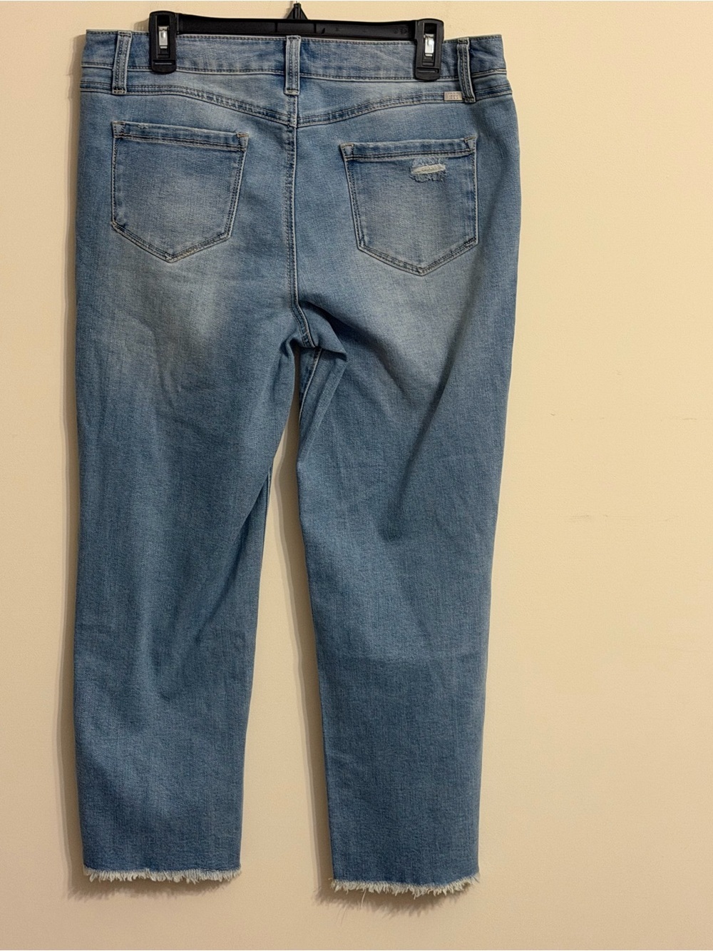 1822 Denim Light Blue High-Rise Cropped Straight Jeans NWOT - Picture 3 of 4